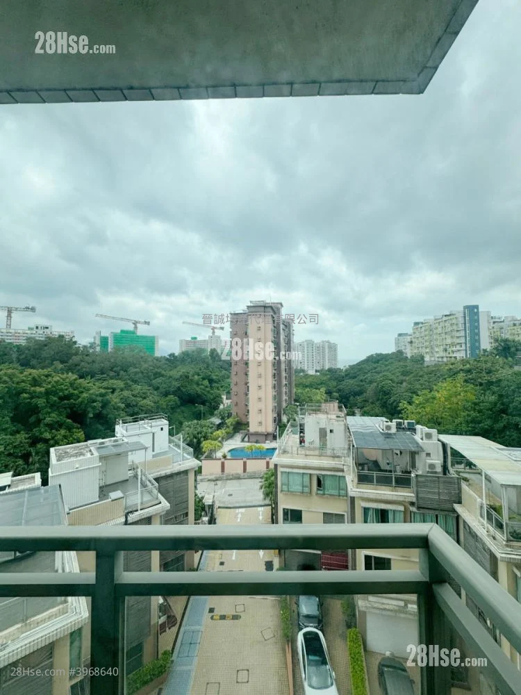 (晉誠地產全部真盤) 《連車位》有露台向南開揚!環境清靜!青公路邊!即約即睇! 4